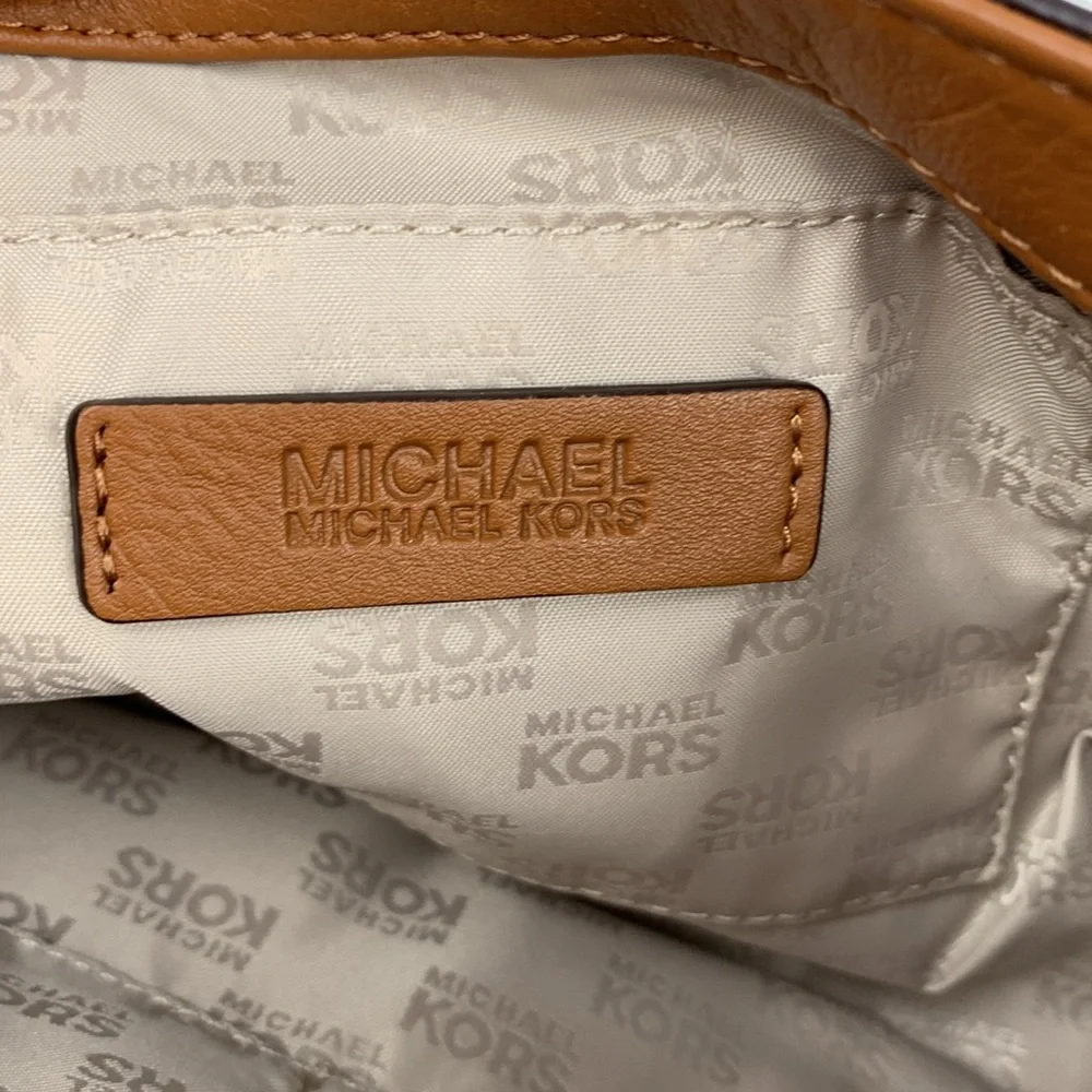 Michael Kors Leather Slim Shoulder handbag purse Brown Gold trim Lined Pockets